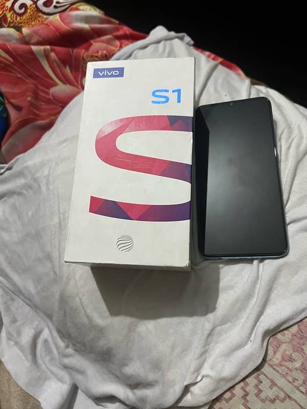 Vivo S1 8/128 6