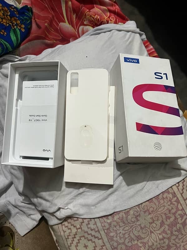 Vivo S1 8/128 7