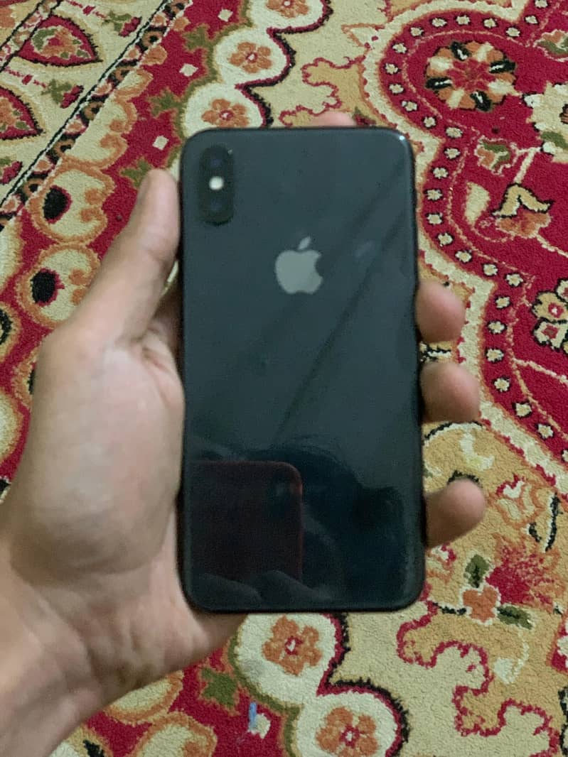 Apple iPhone X 4