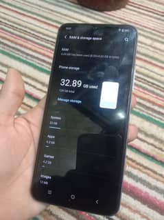 vivo y33s 8+4/128 with box and charger