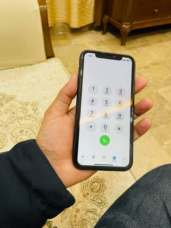 iphone 11 256gb black Pta Approved 7