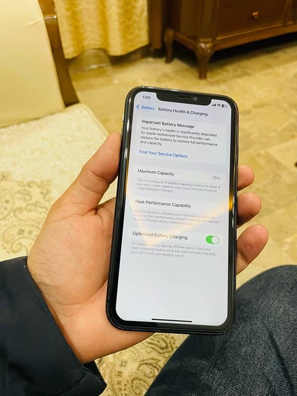 iphone 11 256gb black Pta Approved 8