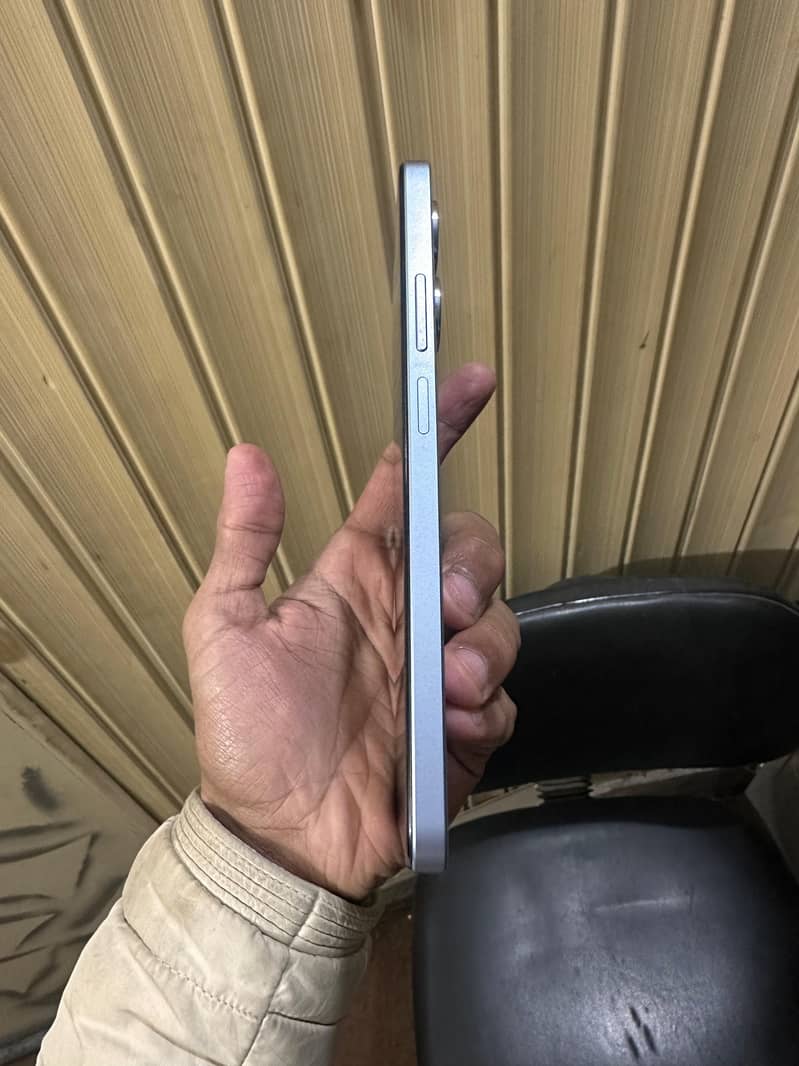 realme note 60 {4+128} 2