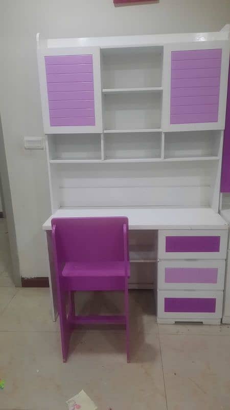 Girls study table chair and dressing 3