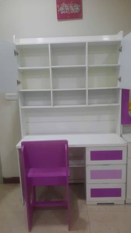 Girls study table chair and dressing 4