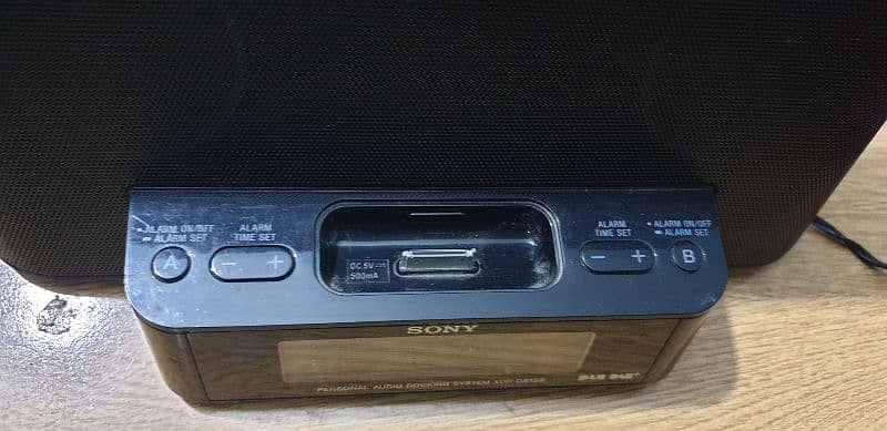 0riginal Sony Japanese Audio Docking System 2