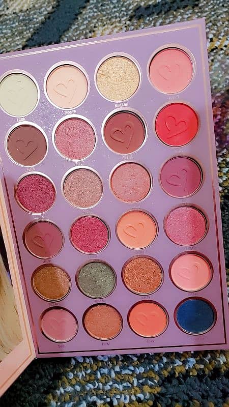 mocallure 5 in1 eyeshadow palette book 3