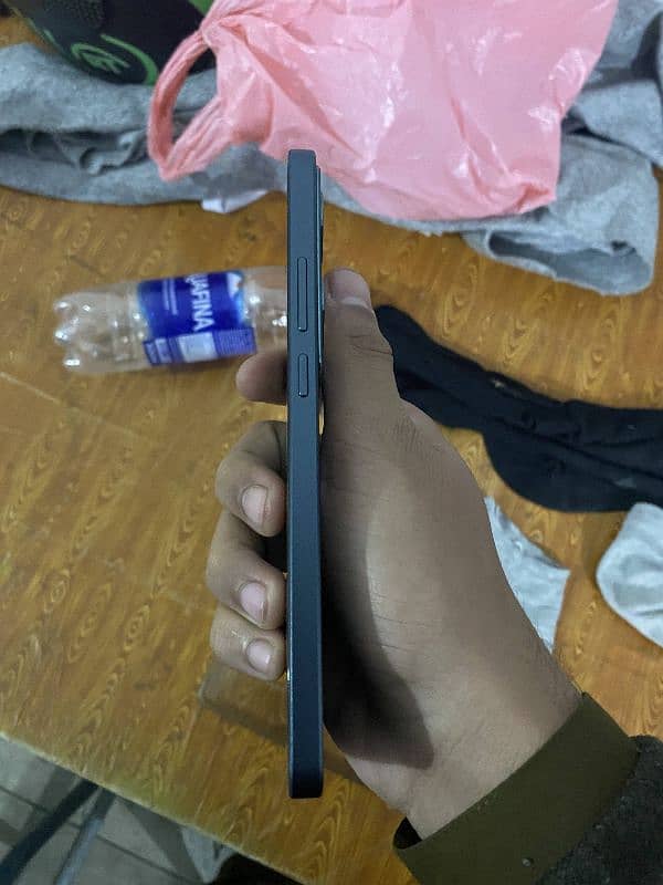 Oppo Reno 11 F 5G With box and accessories (6 months warranty) 1