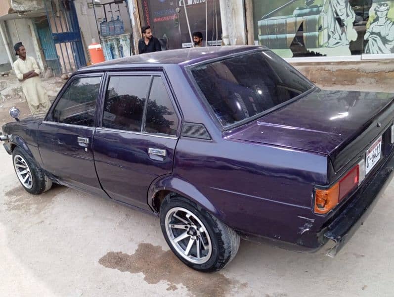 Toyota Corolla 1981 3