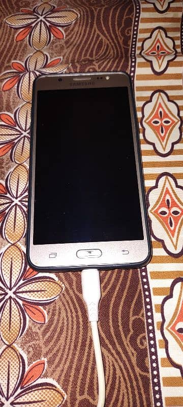 Samsung Galaxy j5 0