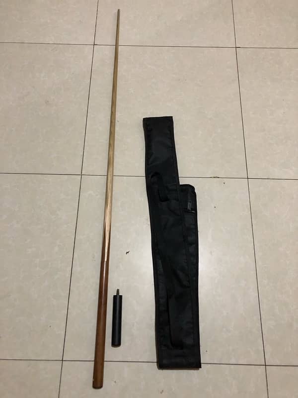 Lp One Piece Hand Made Cue With Extention & Bag | 57 , 10mm 18.2 4