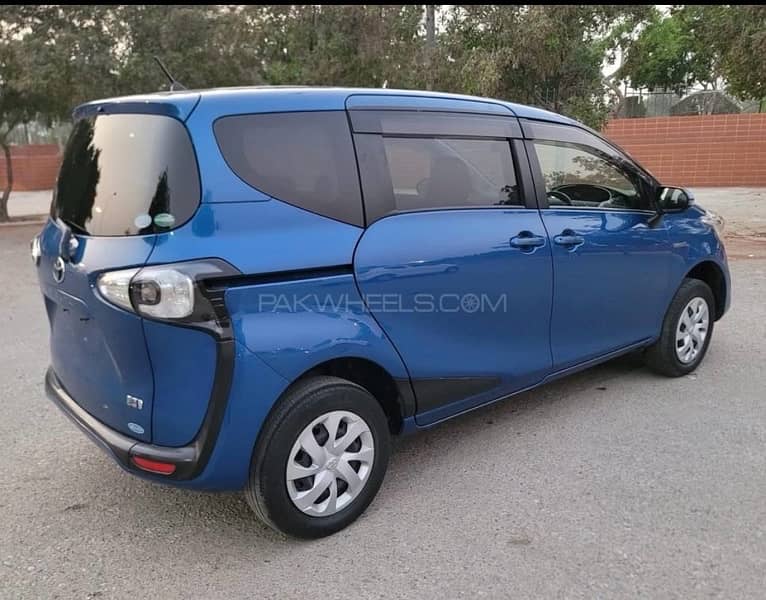 Toyota Sienta Hybrid 2015/2021 4