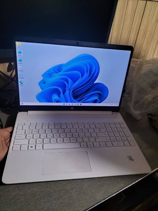 HP Laptop 2