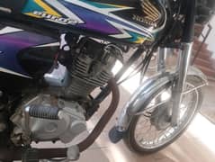 Honda 125 black colour