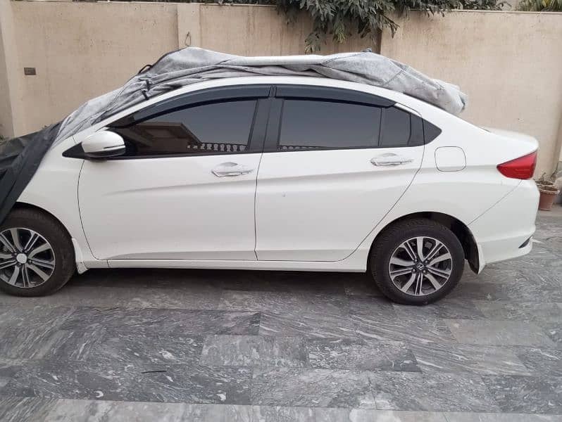 Honda City Aspire 2024 1