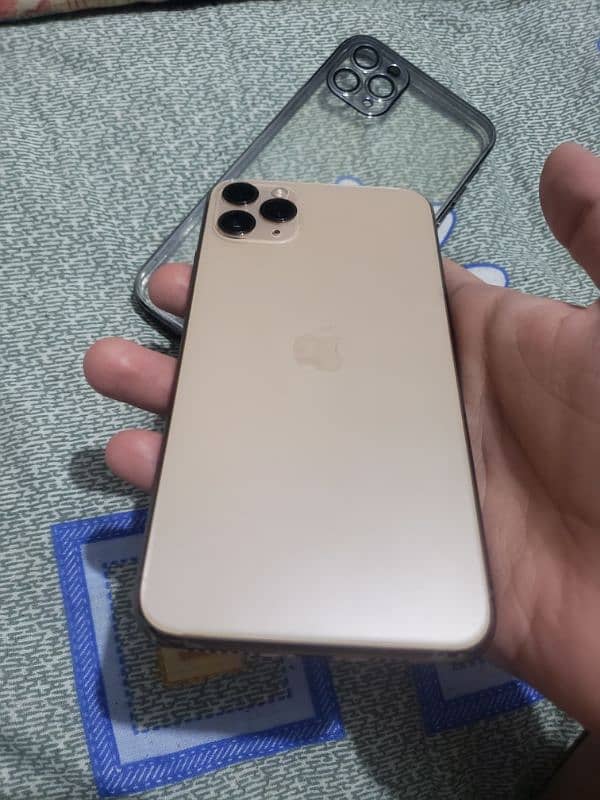 Iphone 11 pro max Non Pta Gold 10/10 LL/A model 0