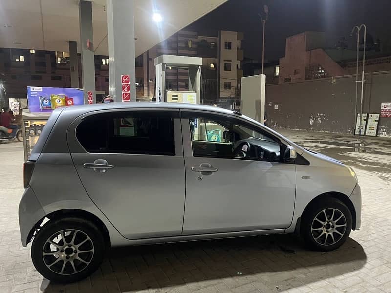 Daihatsu Mira 2013 3