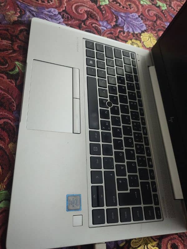 hp Elite book 840 g5 0