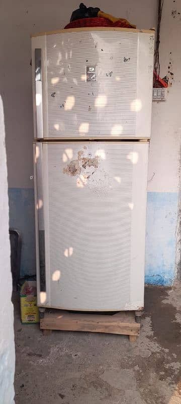 used refrigerator but in good condition 3