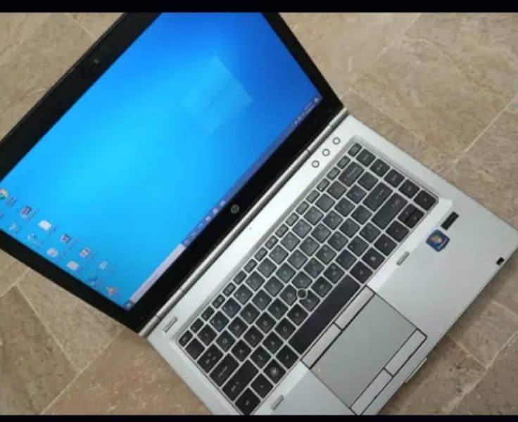 HP EliteBook 8460-P Processor i5core 2nd Generation Ram 4Gb SSD 128Gb 2