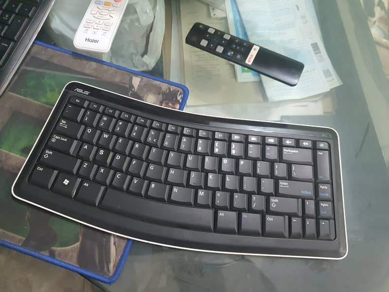 Microsoft Bluetooth Keyboard 6000 1