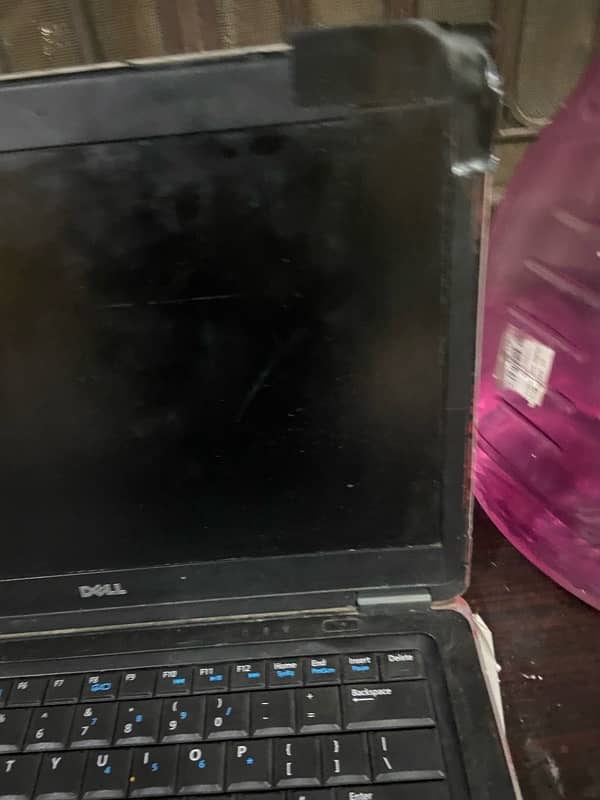 DELL latitude 6