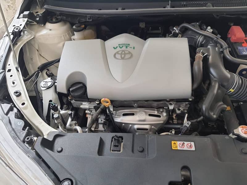 Toyota Yaris ATIV 1.5 X 2021 Full Option 4