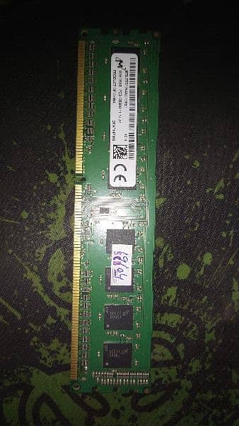 4 Gb RAM DDR3 1