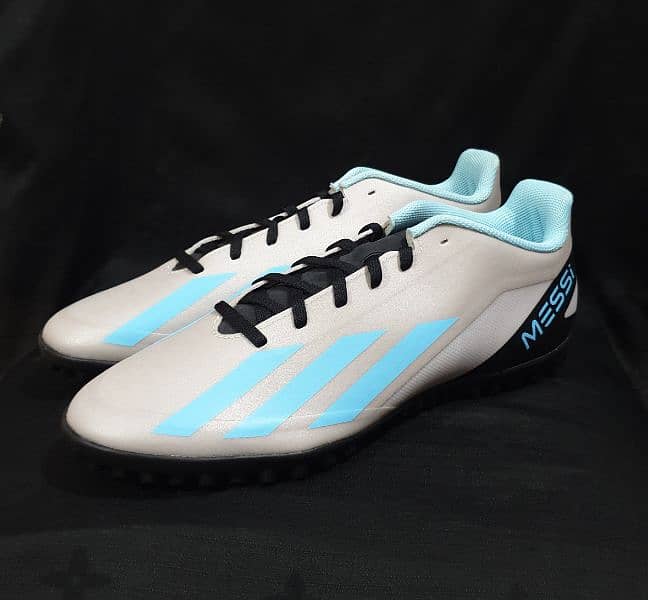 Adidas X messi Crazyfast. 4 1