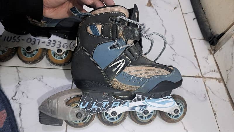 Roller Skating Shoes (Women Size 38-24.5cms) 6