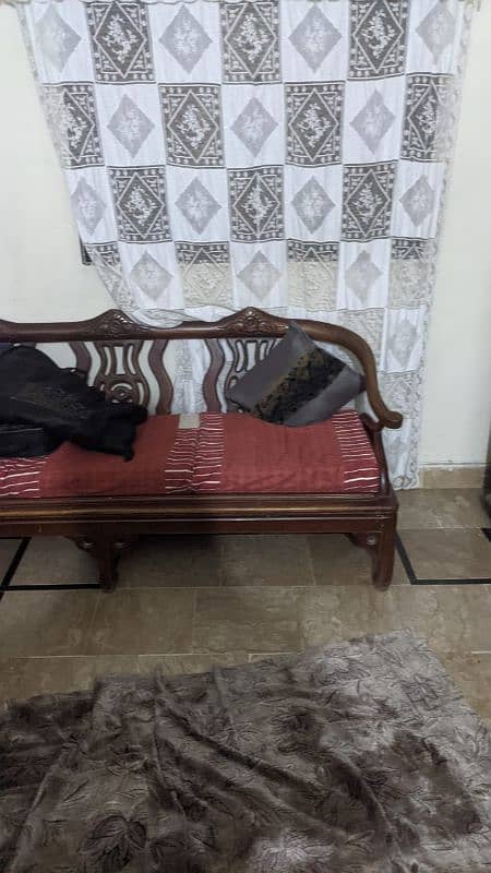 sofa sett for sale , 5 seater ,in good condition 2