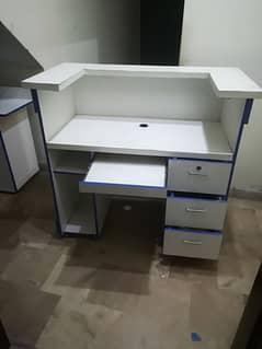 office furniture available for sale 03057620772