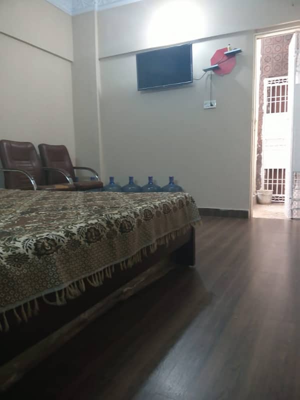 Dont miss 3bed dd big apartment 2nd floor neat clean apartment main university road block7 jauhar 3