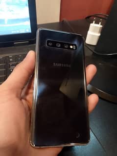 Samsung S10