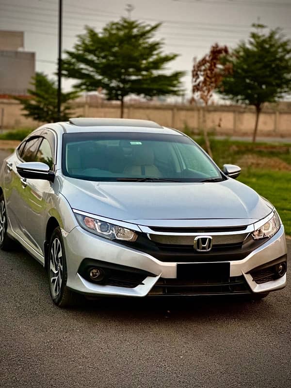 Honda Civic Oriel 2018 0