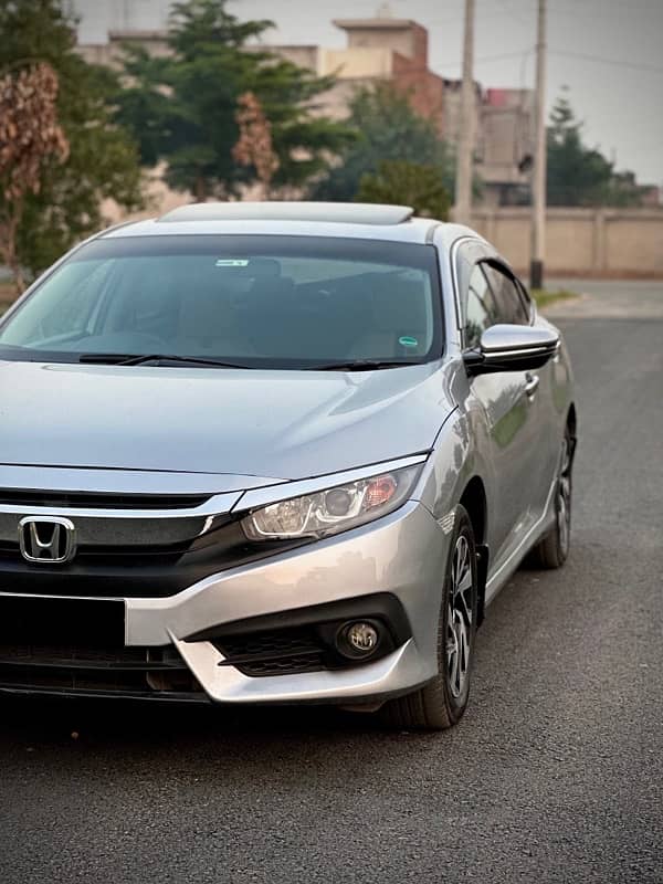 Honda Civic Oriel 2018 1