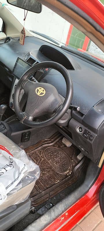 Toyota Vitz 2009 4