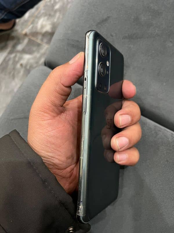 For Sale: OnePlus 9 Pro - Excellent Condition 2