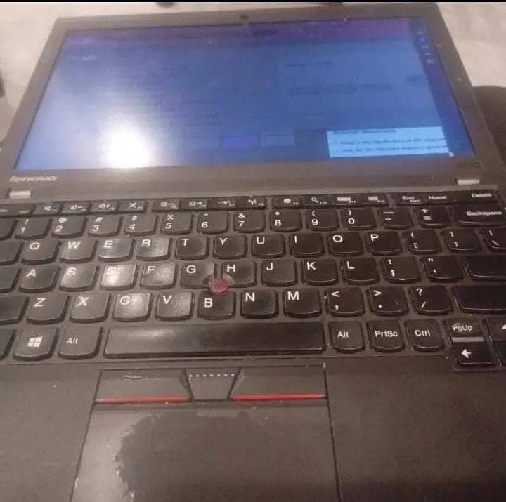 Lenovo Think pad x250 laptop for sale with charger 3