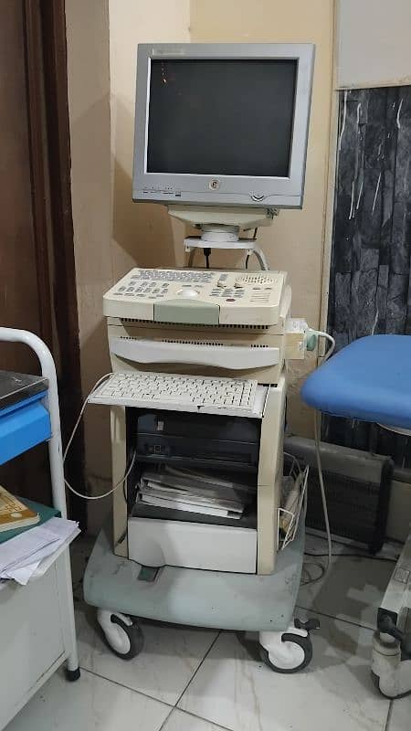 ultrasound michine good working condition 1