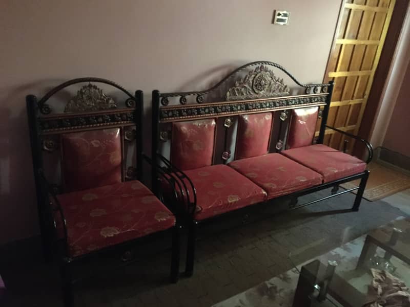 5 seater iron sofa set good condition urgent sale 2