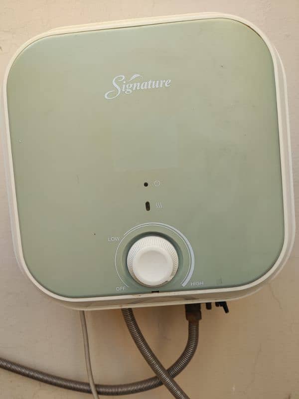 Signature Used Water Heater for sell 0