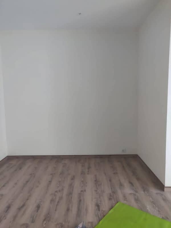 Flat available for rent lucky one appartment 8