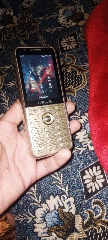 Gfive 4g ultra pro 4g keypad touch mobile 2