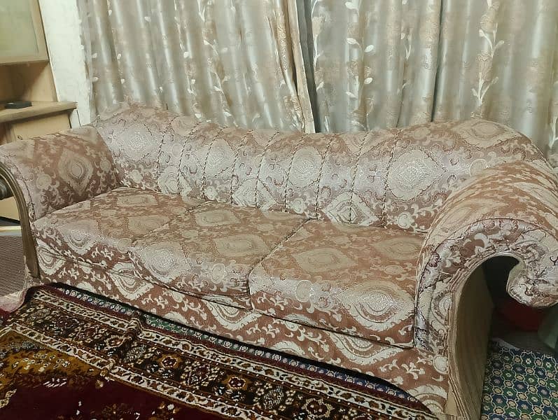 sofa set in good condition 1