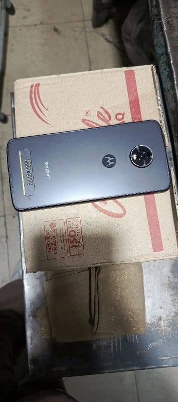 Moto z4 pta. 5