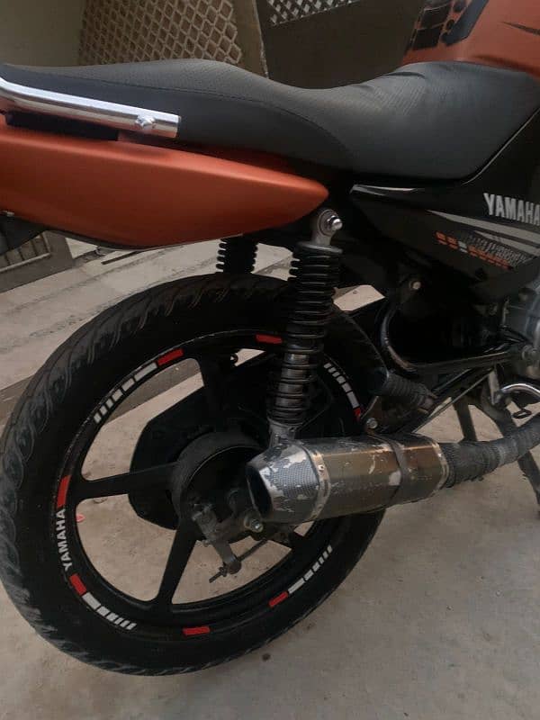 YBR 125 G 5