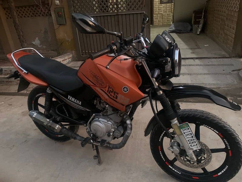 YBR 125 G 6