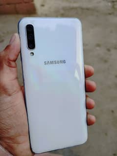 Samsung A50