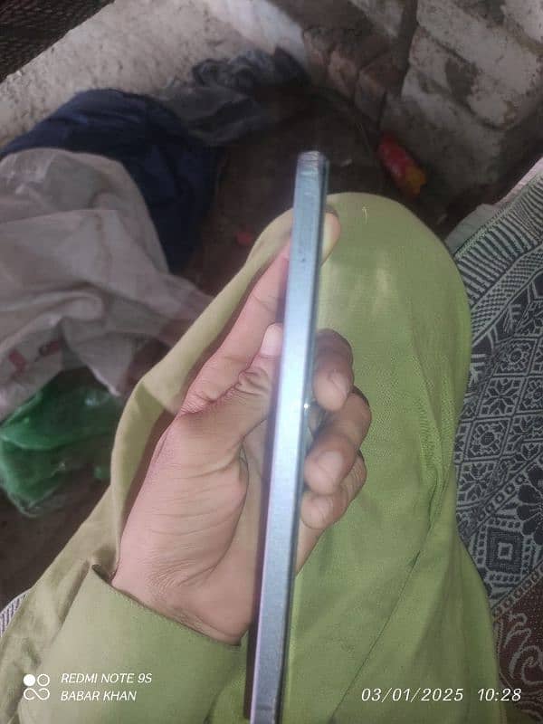 realme note 60 4/64GB 10/10 condition 5